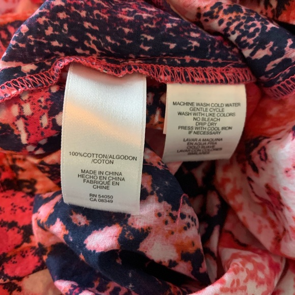 Women’s Blouse- Button-Down - Picture 10 of 10